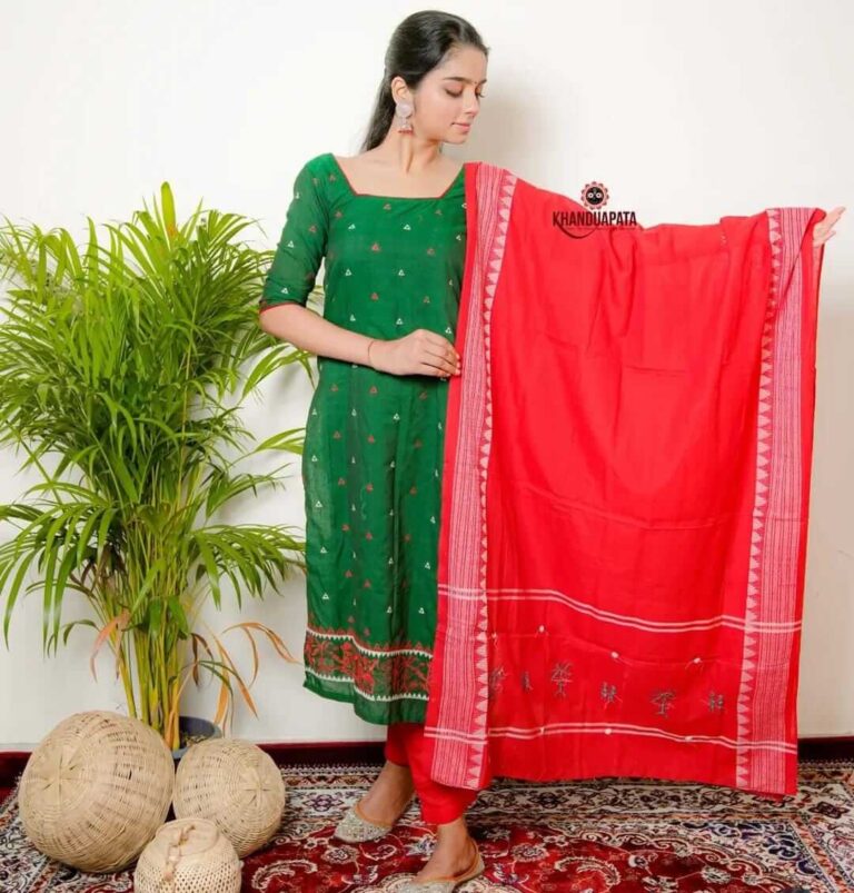 5 Ways to Style a Sambalpuri Dupatta