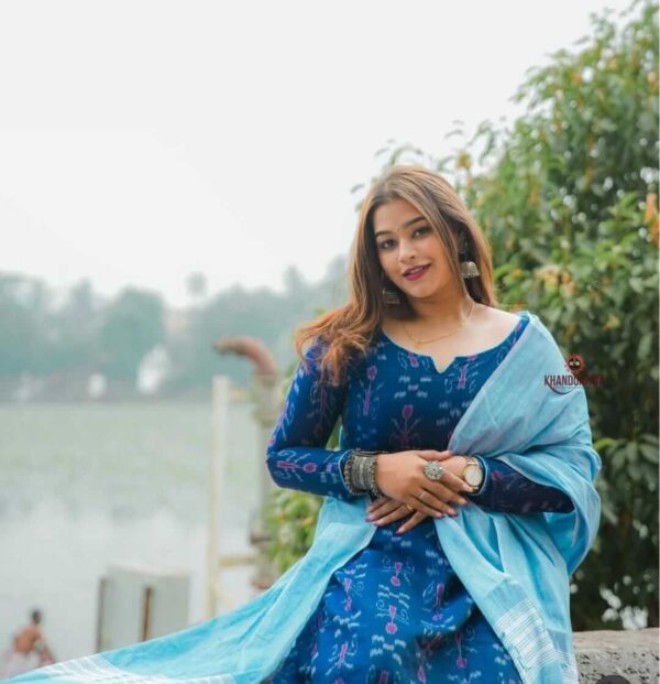 Red Coffee Sambalpuri Saree (Copy)